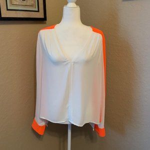 BCBG MAXAZRIA blouse size Medium